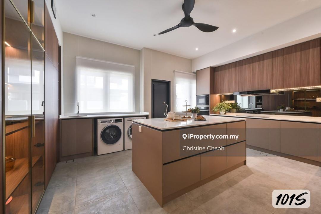 Fully furnished tropicana aman dalia good condition peaceful environme