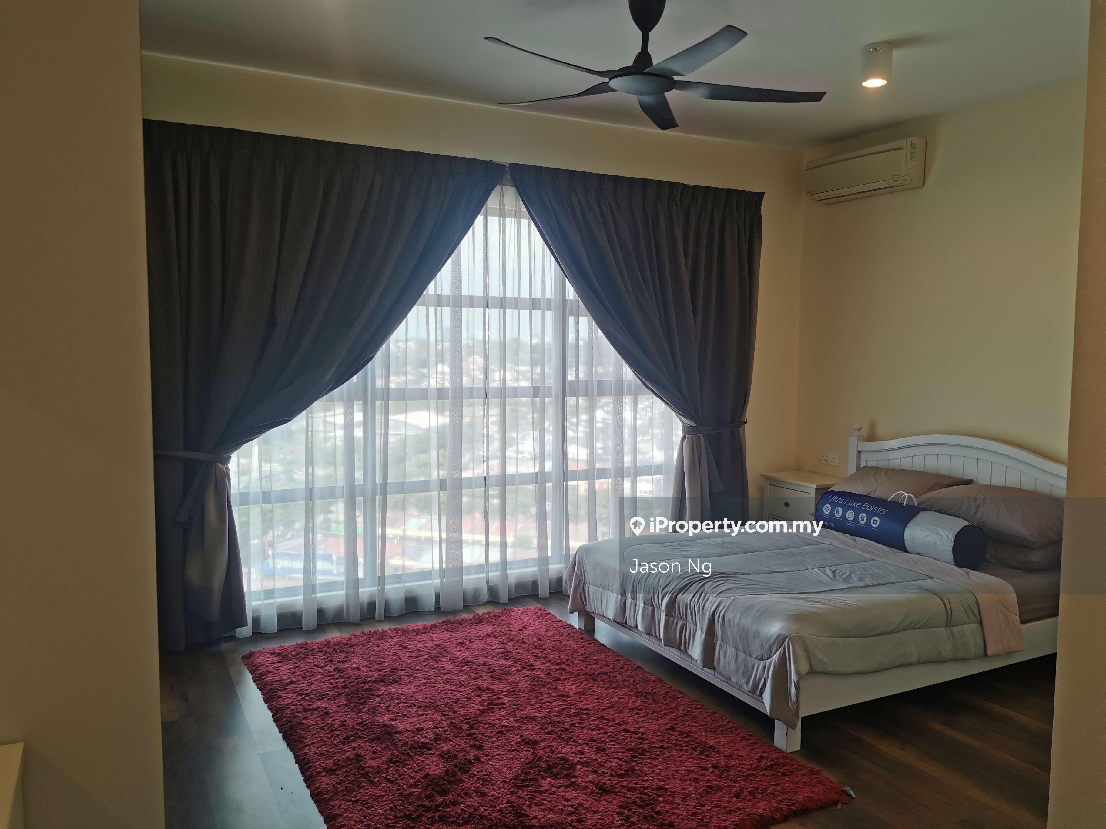High Floor Corner Fully Furnished unit