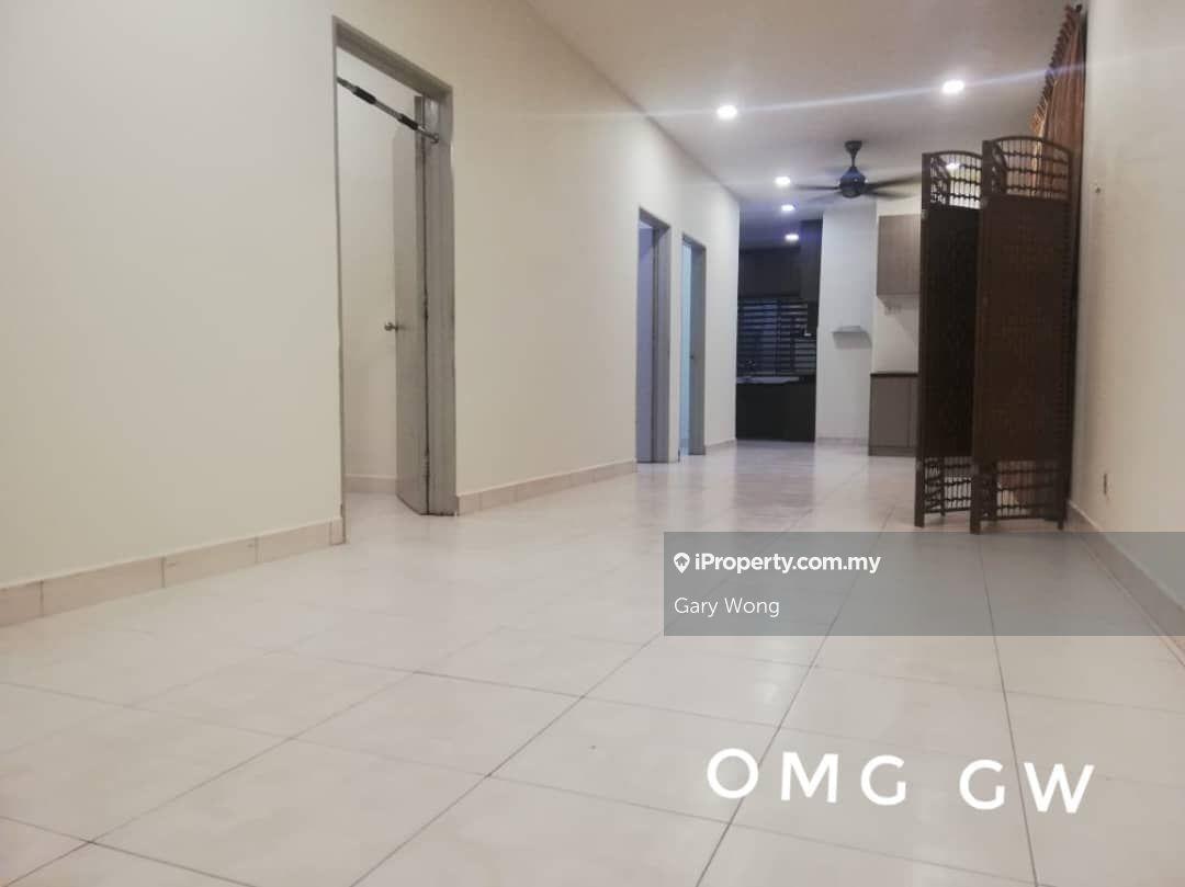 End Lot Bandar Putera 2 1 storey 20x65 4r2b Reno Extended Furnish Sale