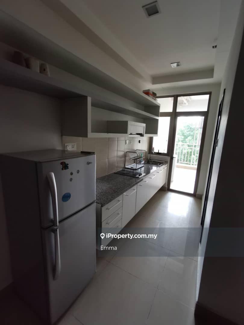 Shaftsbury Residence, Cyberjaya 1 bed 1 baths unit for Sale 280k