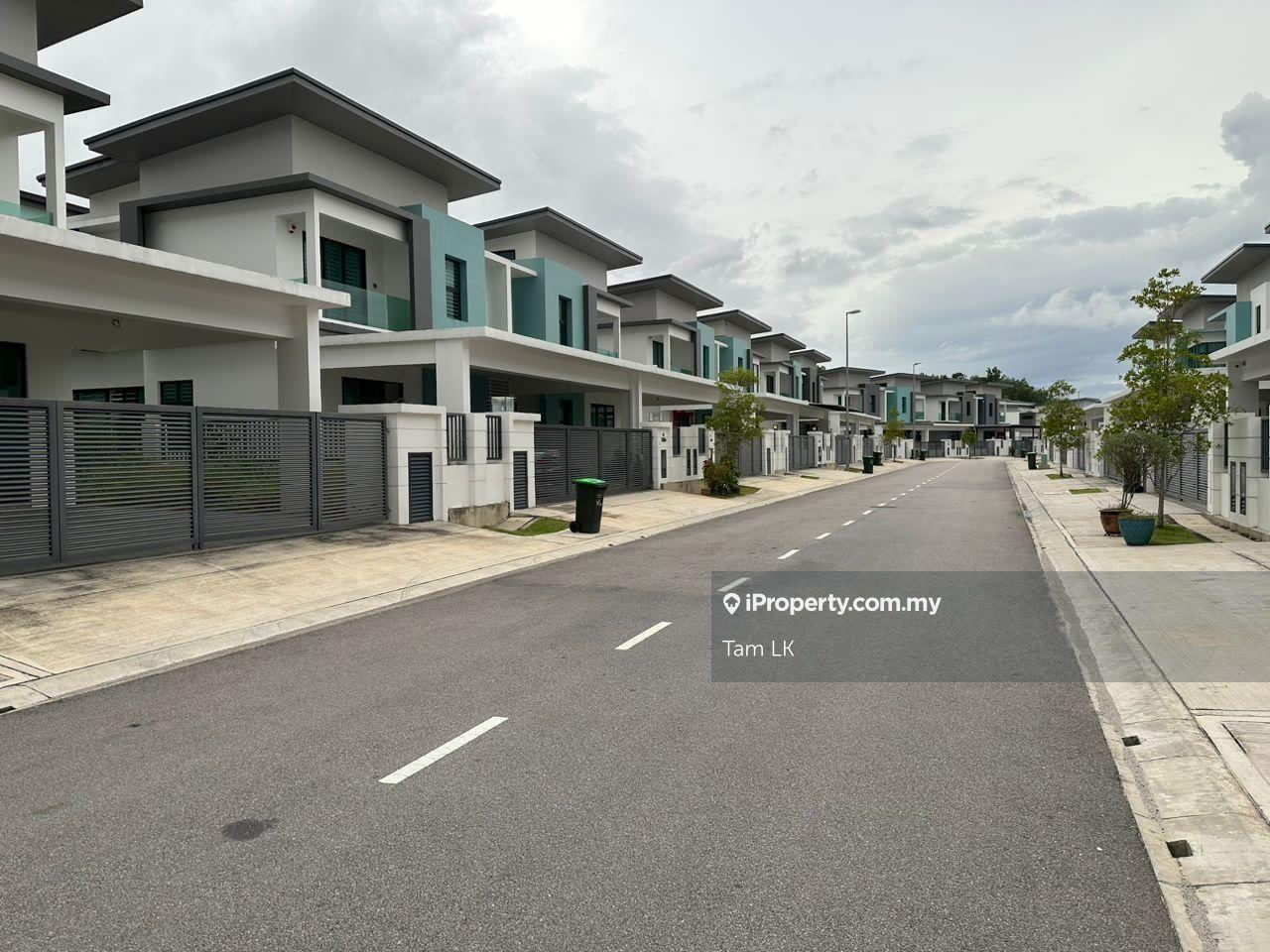 Bukit banyan Sierra 2 Story Semi-D for Sale