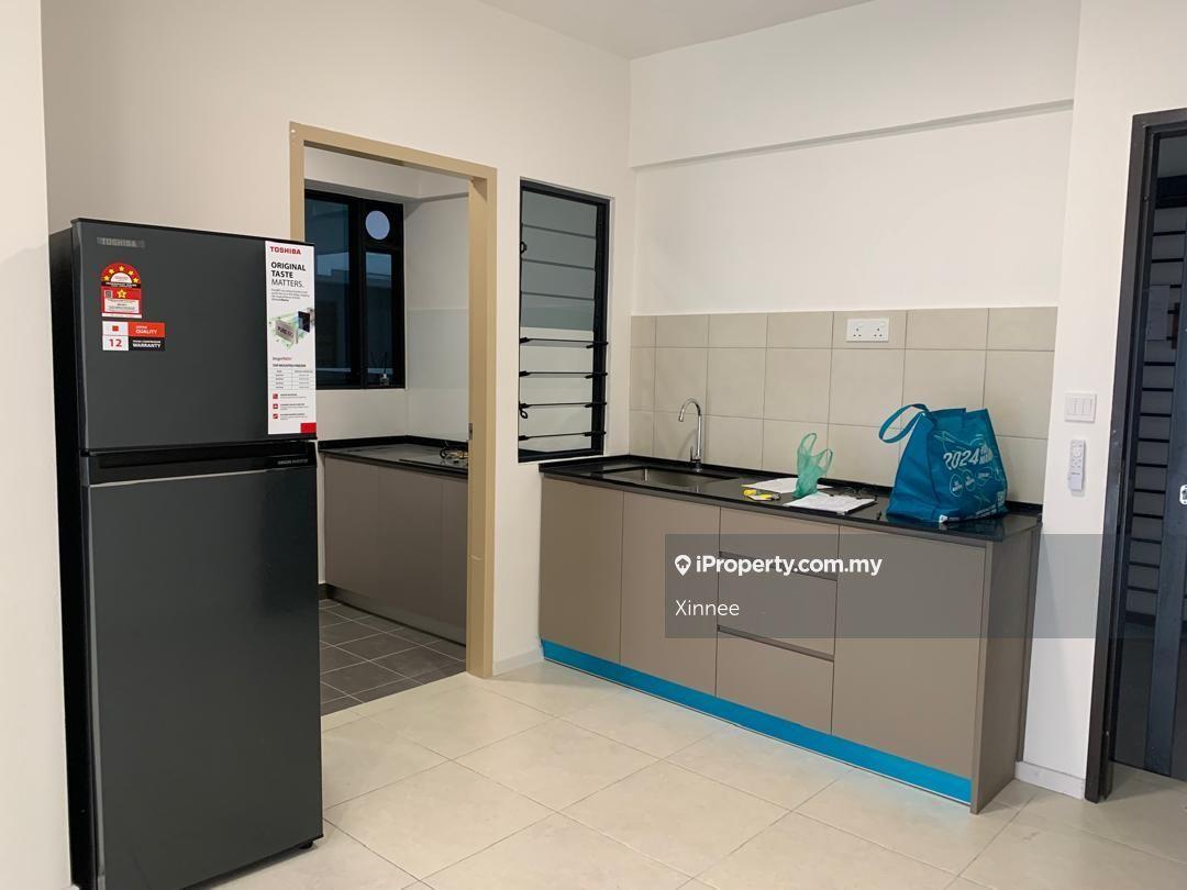 Granito 864sf Partially Furnished 1 Fixed Car Park