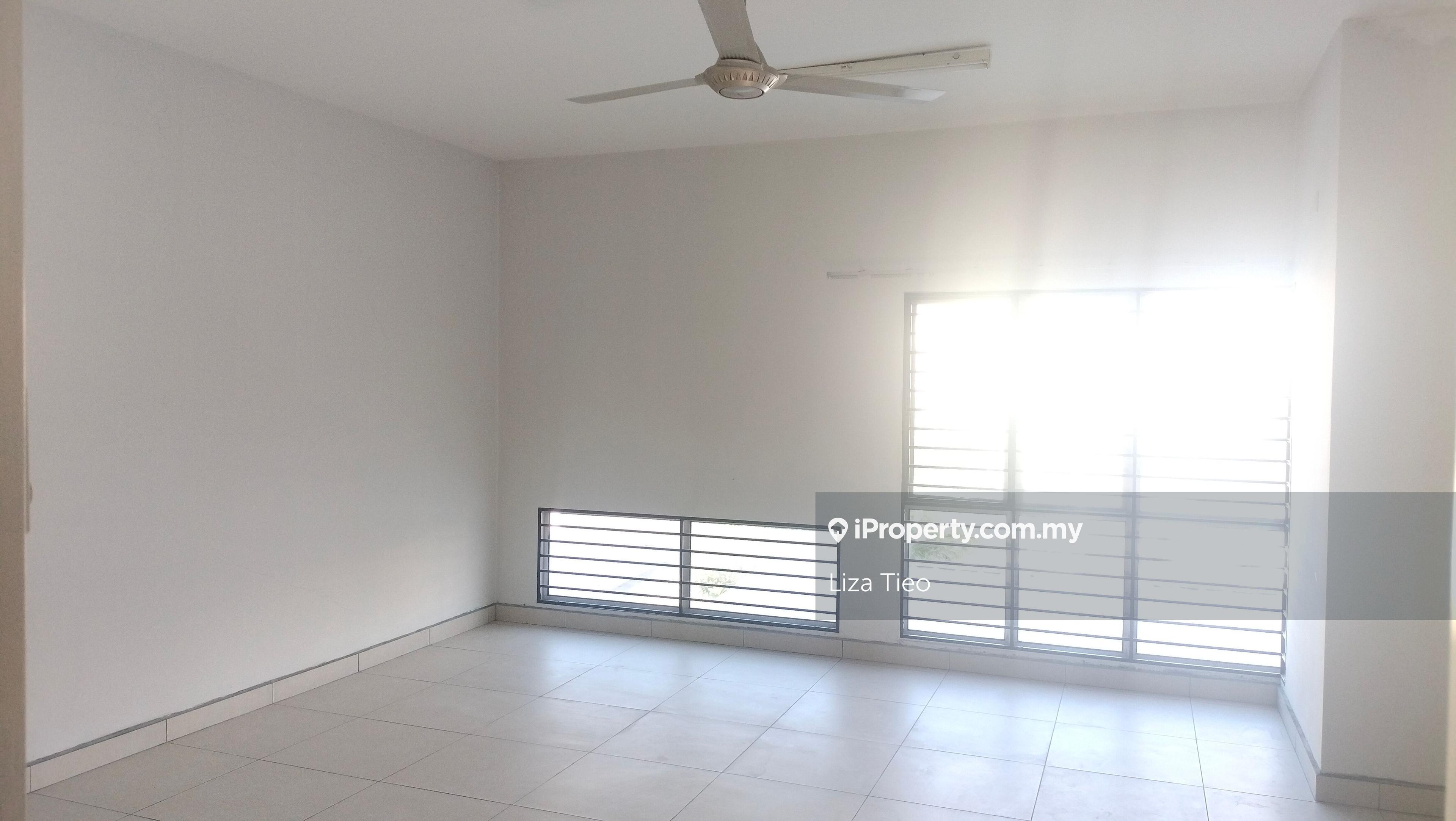 Good condition, next to the park, gated & guarded, facing east.