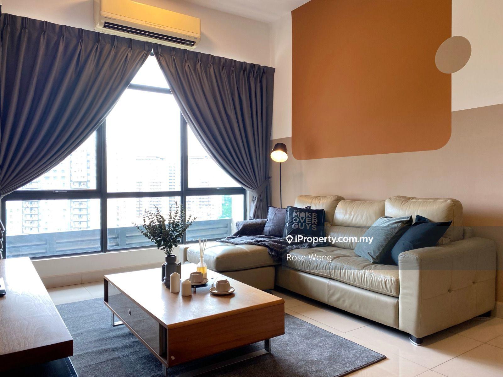 Super Cheap! Must Go! Short Walk to Malls Banks MRT LRT!