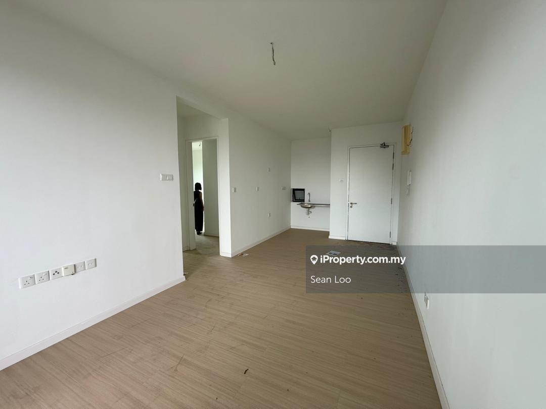 High Flr Brand New Corner Unit Scenery View @ Montena SOVO Alam Damai