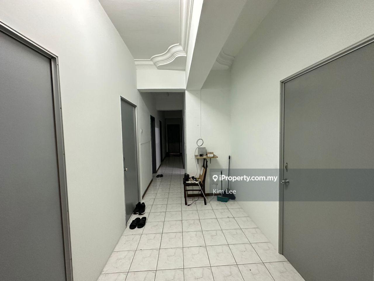 Sg Long Utar, Bandar Mahkota Cheras, Balakong