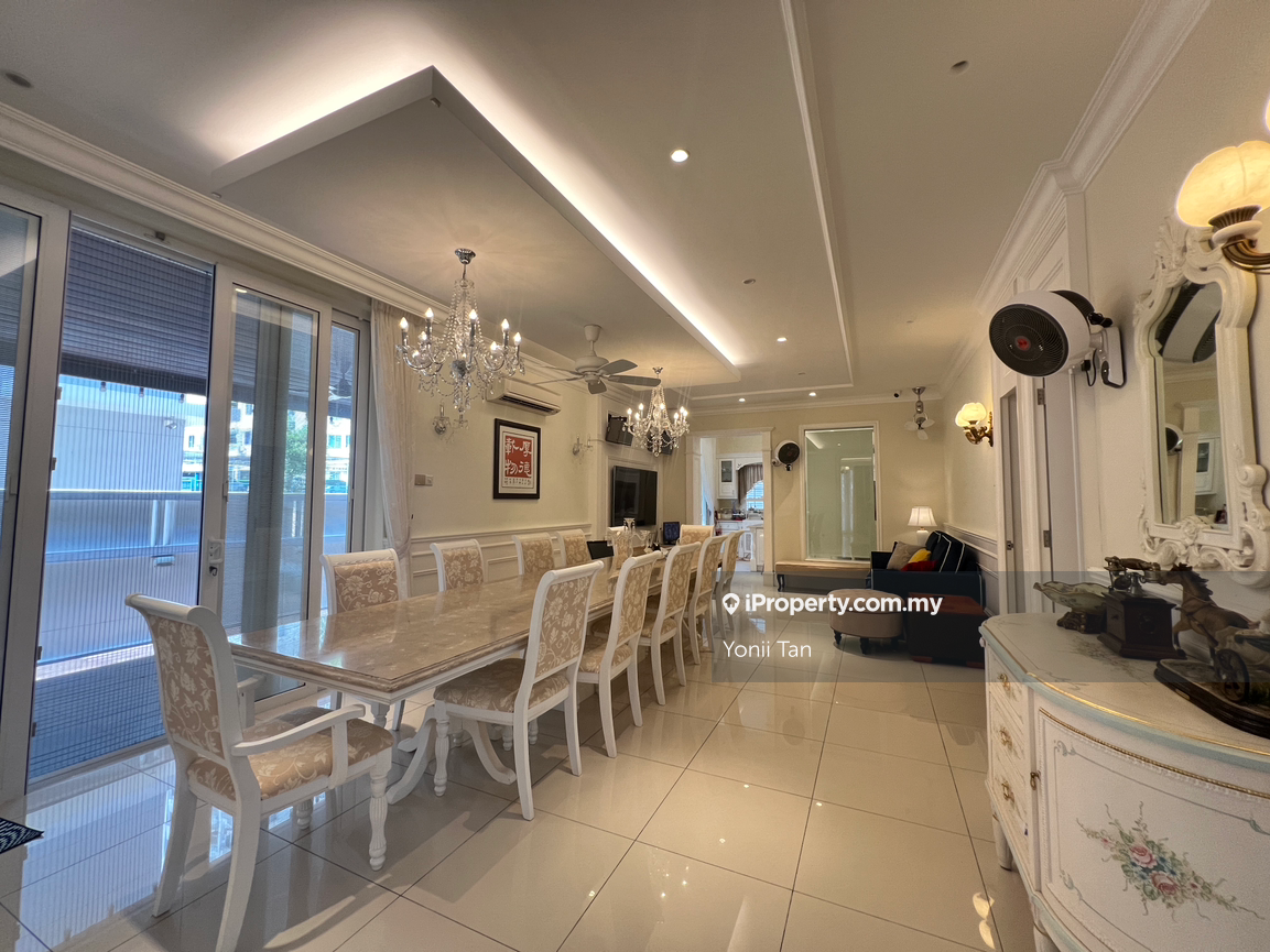 Bank Value 4.2mil ! Fully ID Renovated 1mil with Home Lift attached