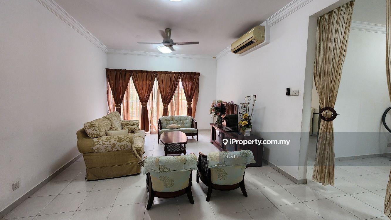 Suria Jelatek Residence for sale. Good layout. 