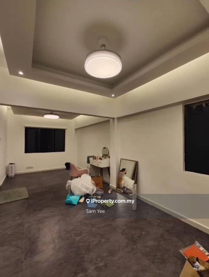 Perdana Puri Apartment Aman Puri Kepong, Reno, Cantik, Facing KL View