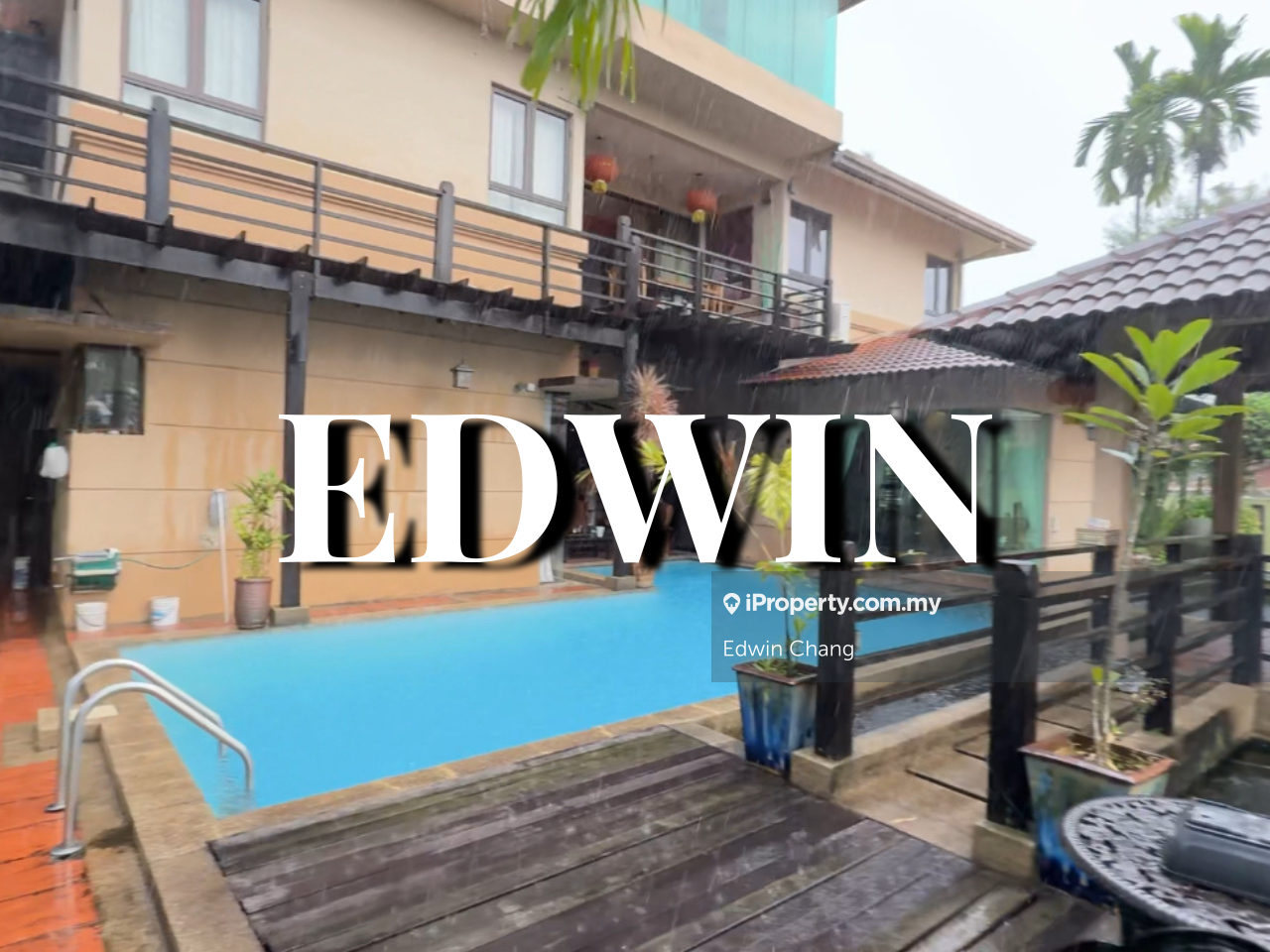 3 Storey Semi D with Swimming Pool & Big Land For Sale