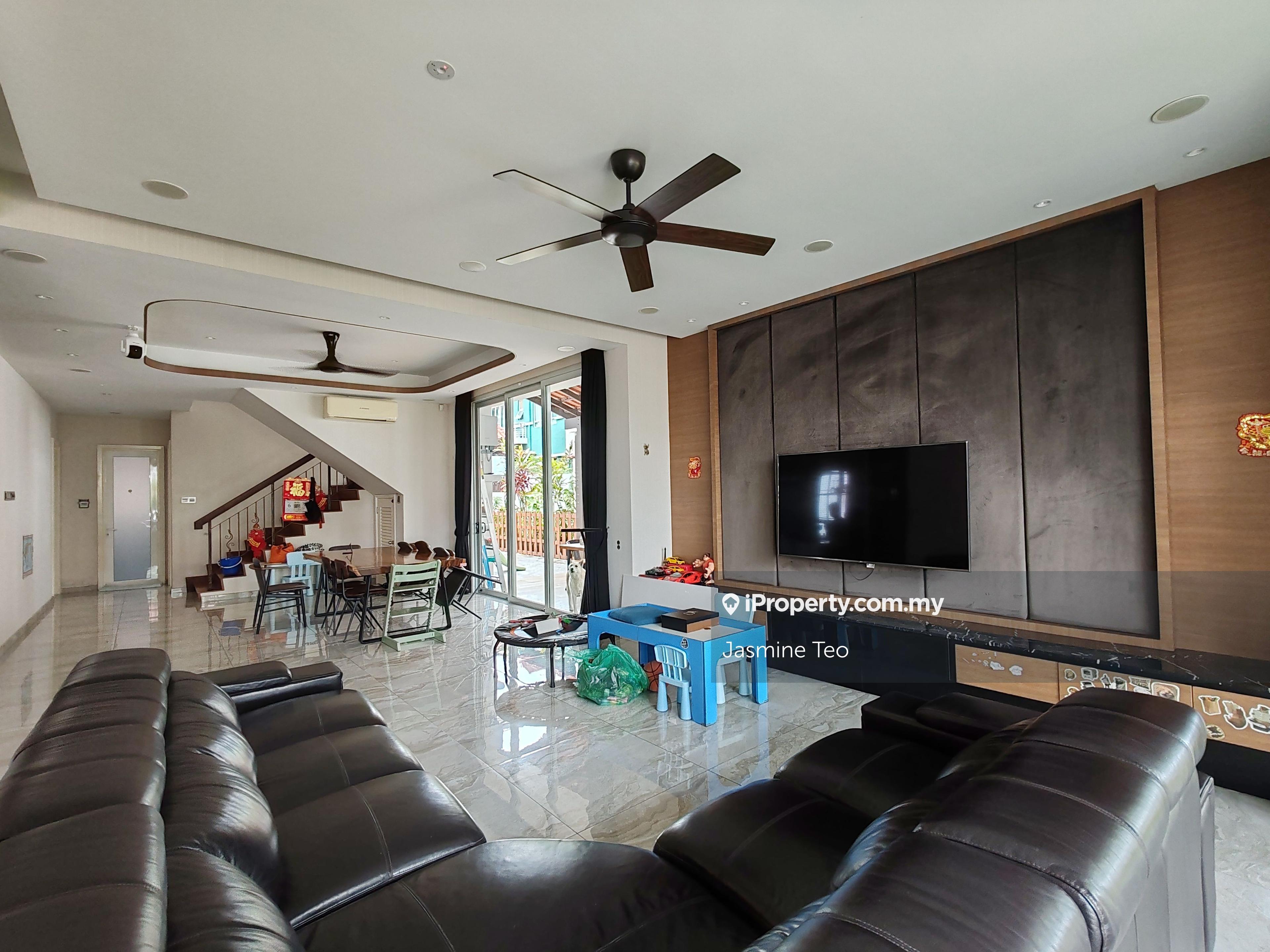 Renovated 2 Storey Bungalow 59x85 at Setia Eco Park For Sale