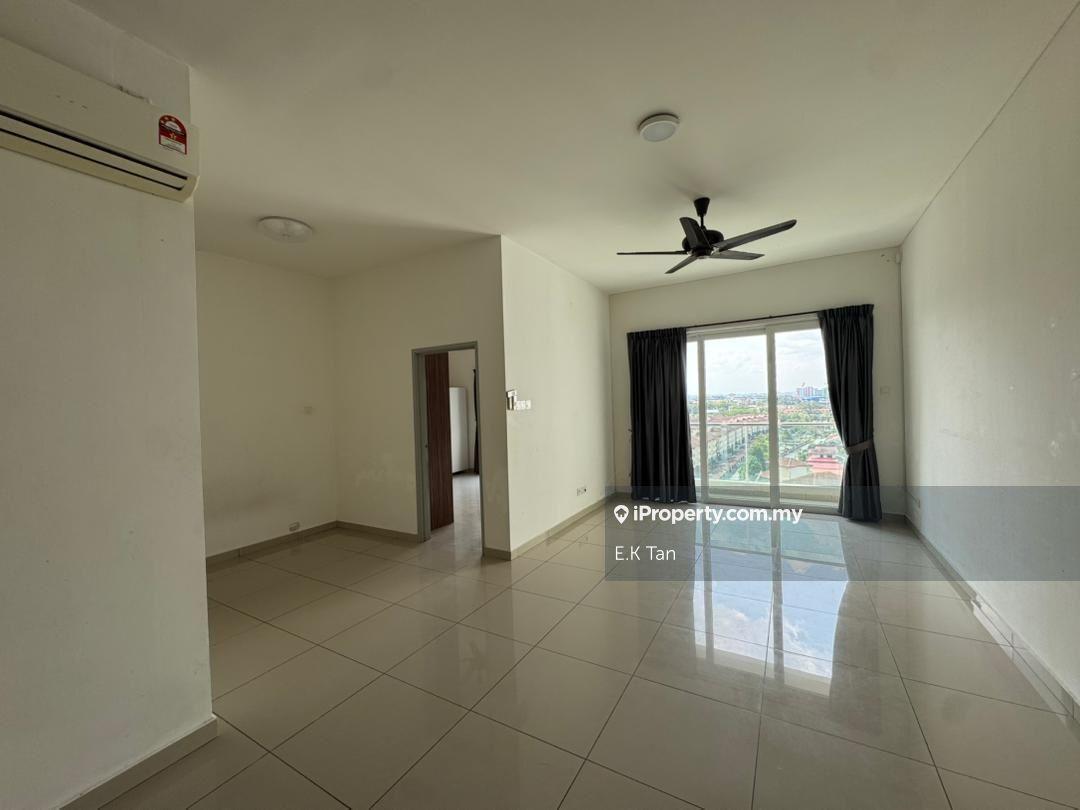 Season Luxury Residence Larkin/ Bigger Size 2 Bedroom/ Near Ciq Larkin