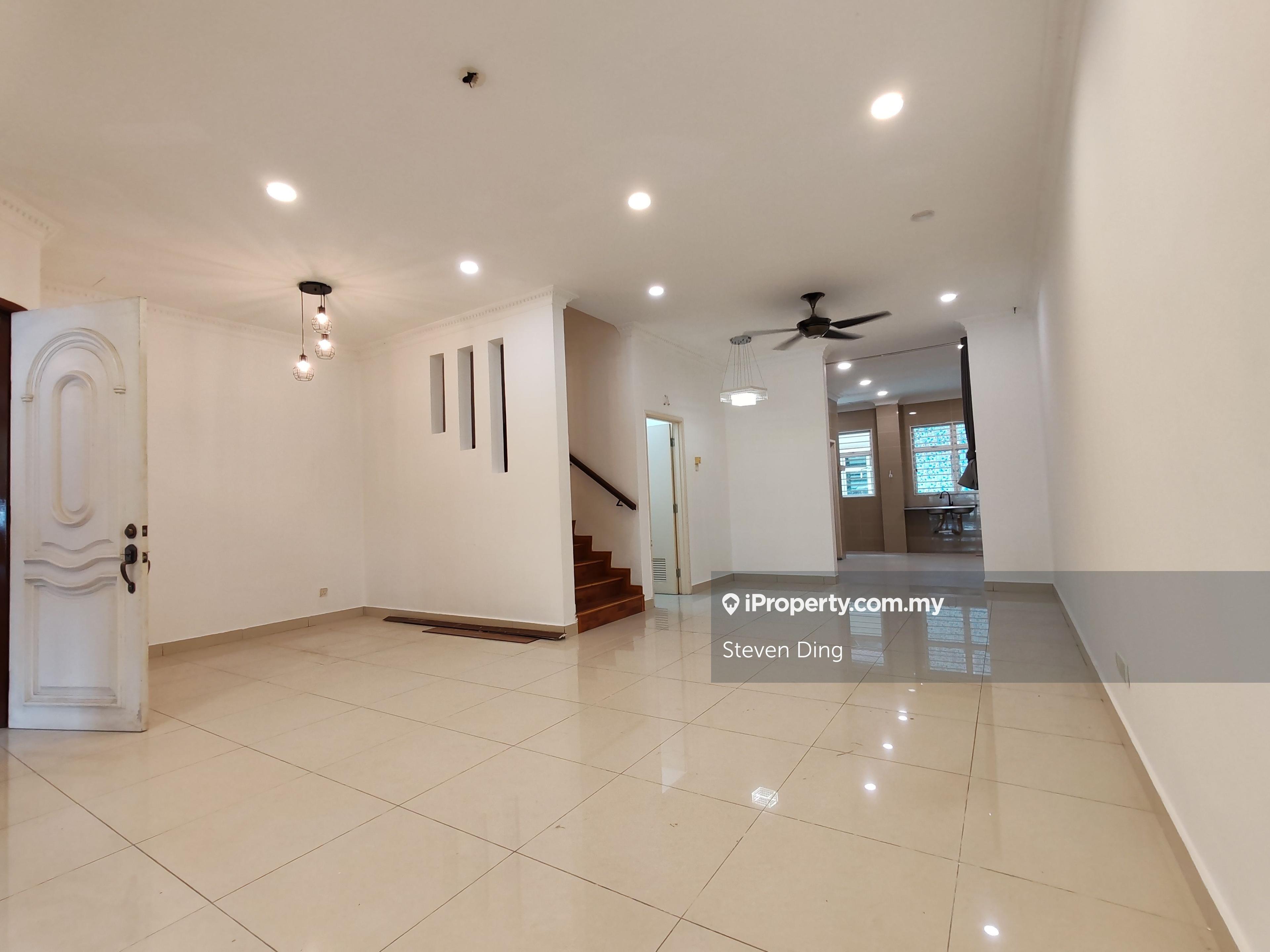 Anjung Sari 3-storey Terraced House 22x75 for sale 