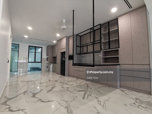 Golf view unit