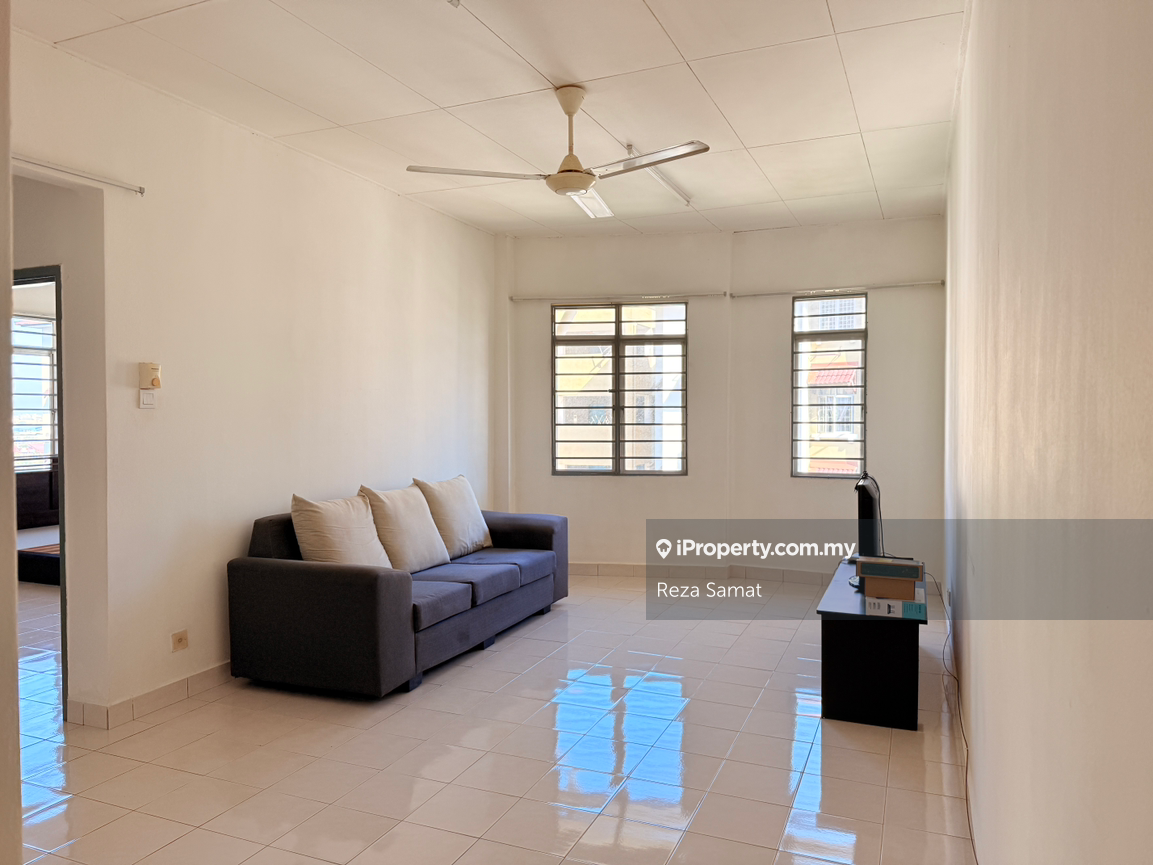 Shah alam Sek 26 Sri Ixora Freehold Apartmet