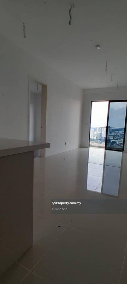 High floor comes with unobstructed great view of PJ