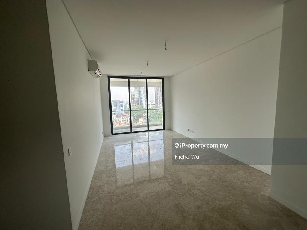 High floor unblocked view