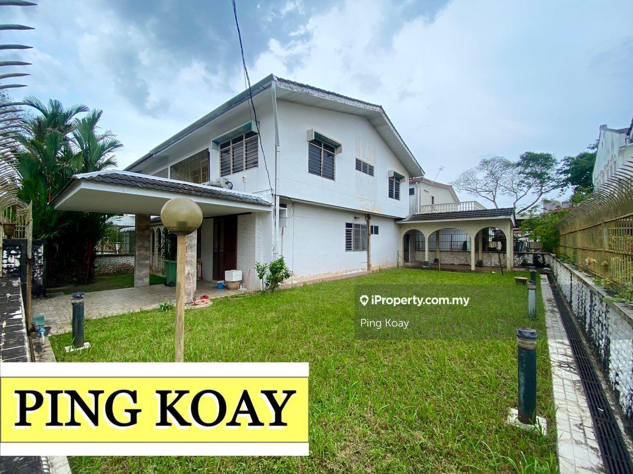 2 Storey Semi-D at Lengkok Barat
