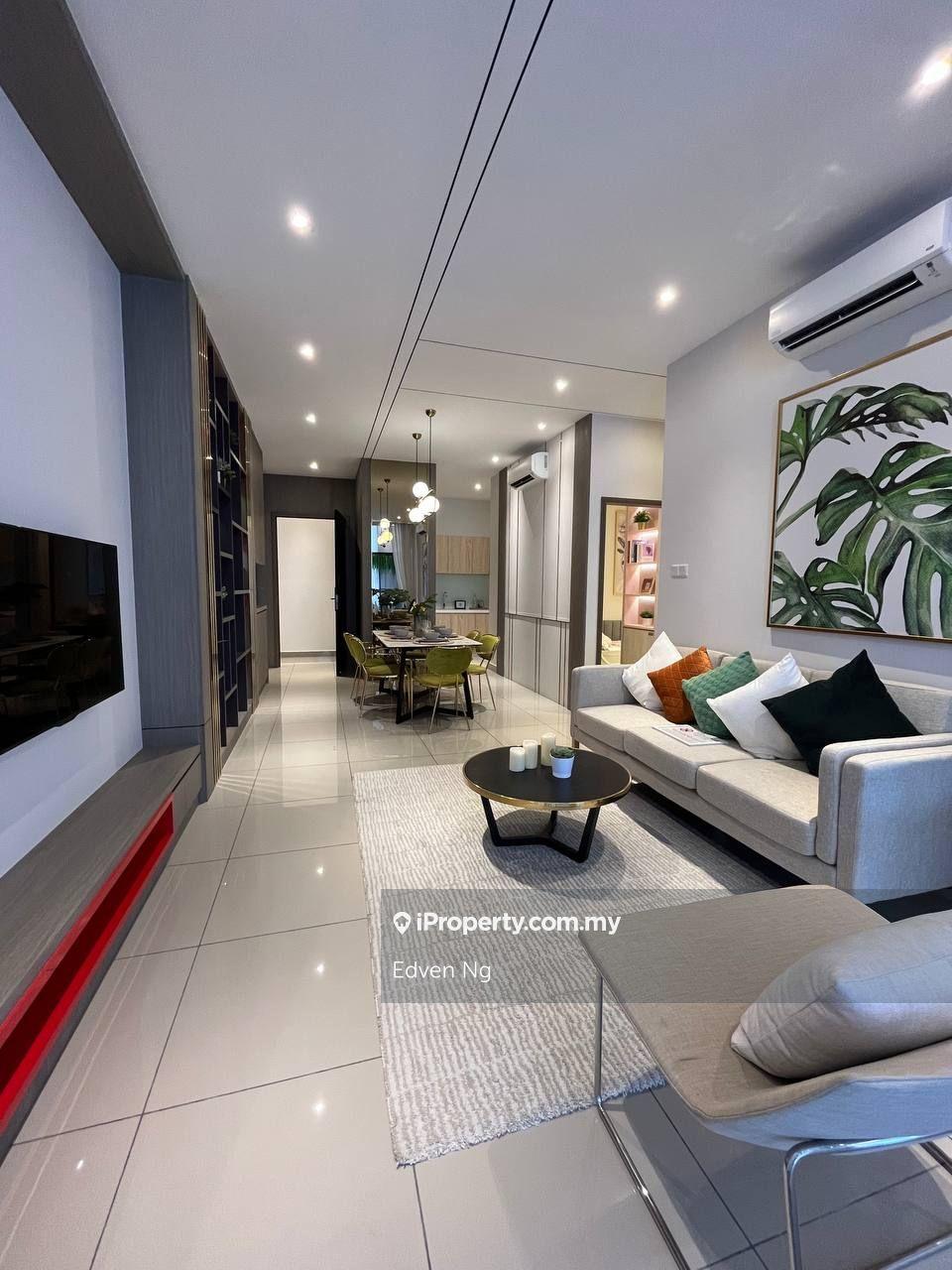 Sky Habitat Walking Distance to Rts