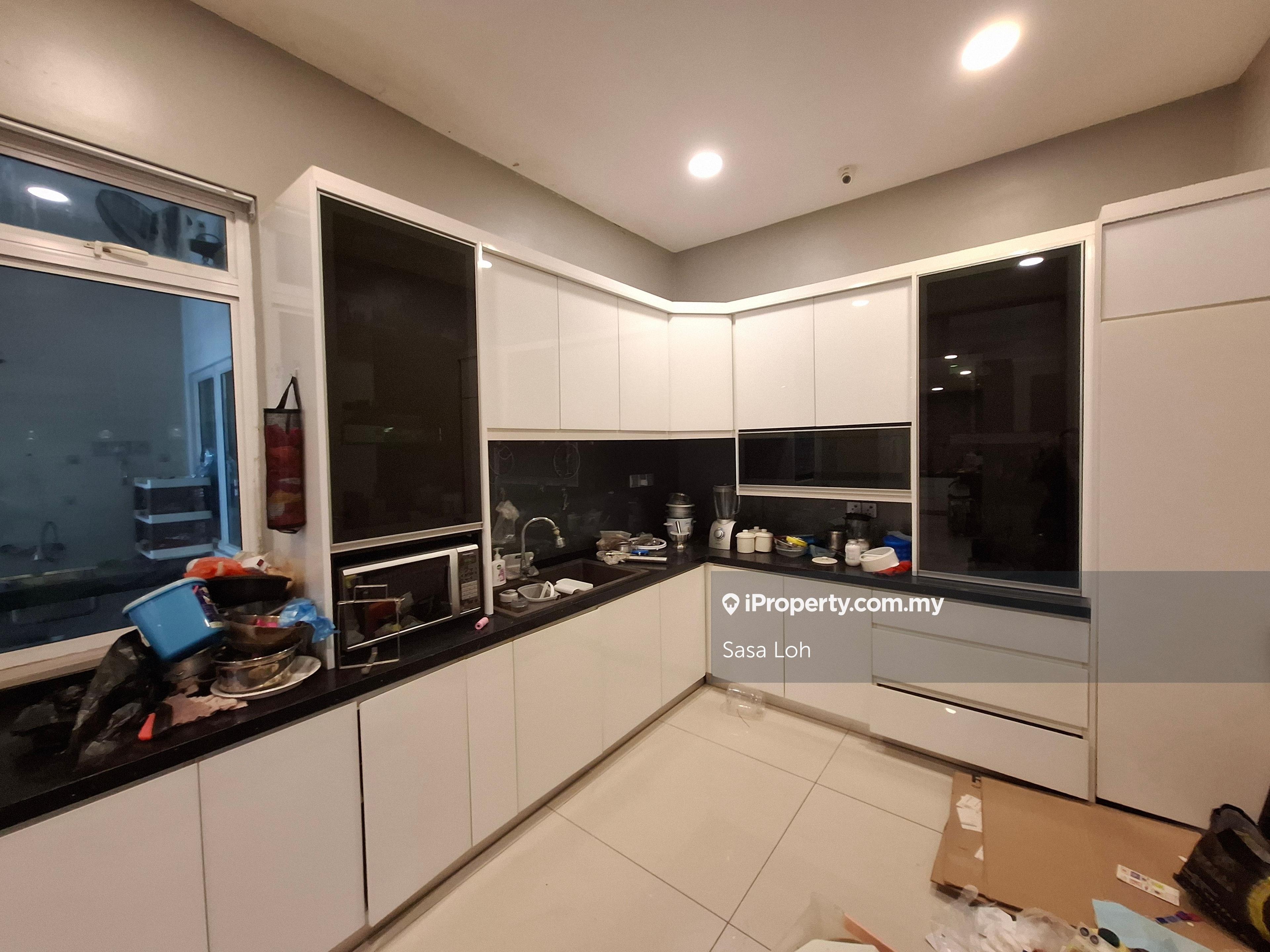 Bungalow 3 Storey Link Zero Lot Tiara Residence at Kajang For Sale