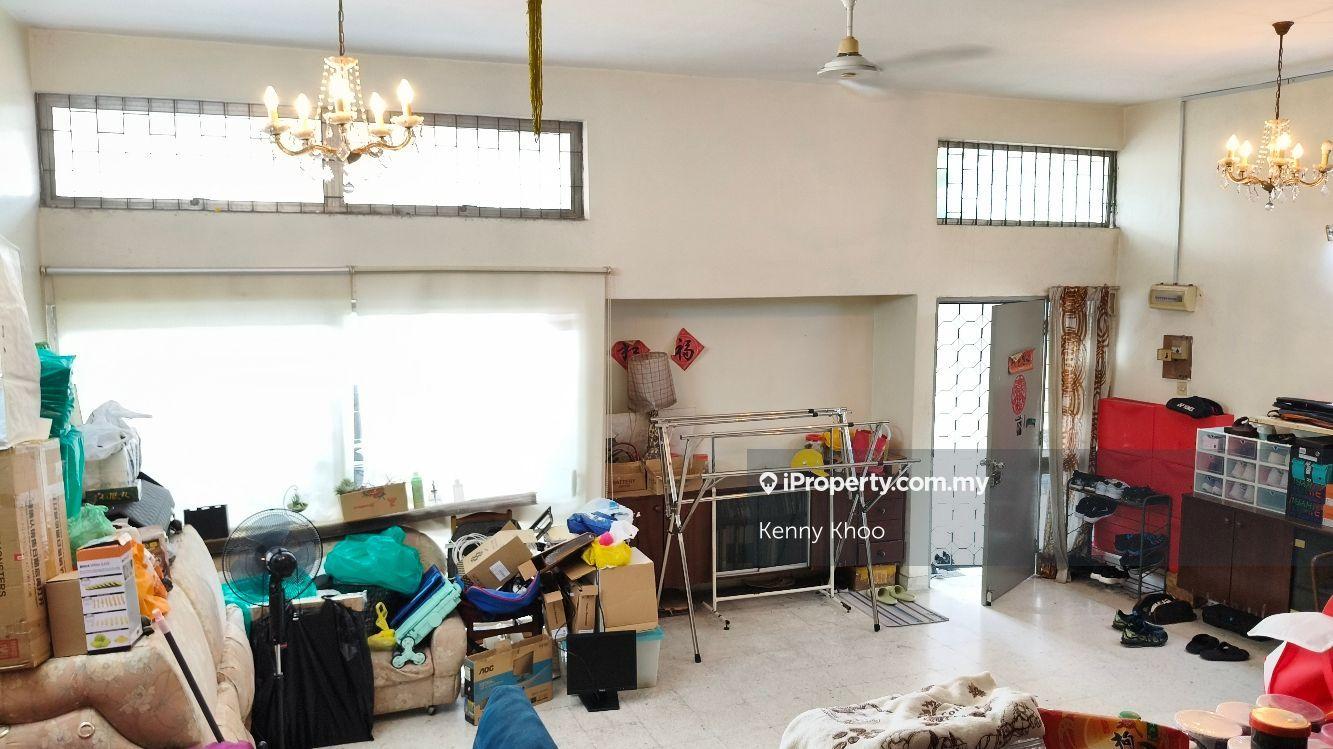 Ss2, intermediate, double storey, Petaling jaya