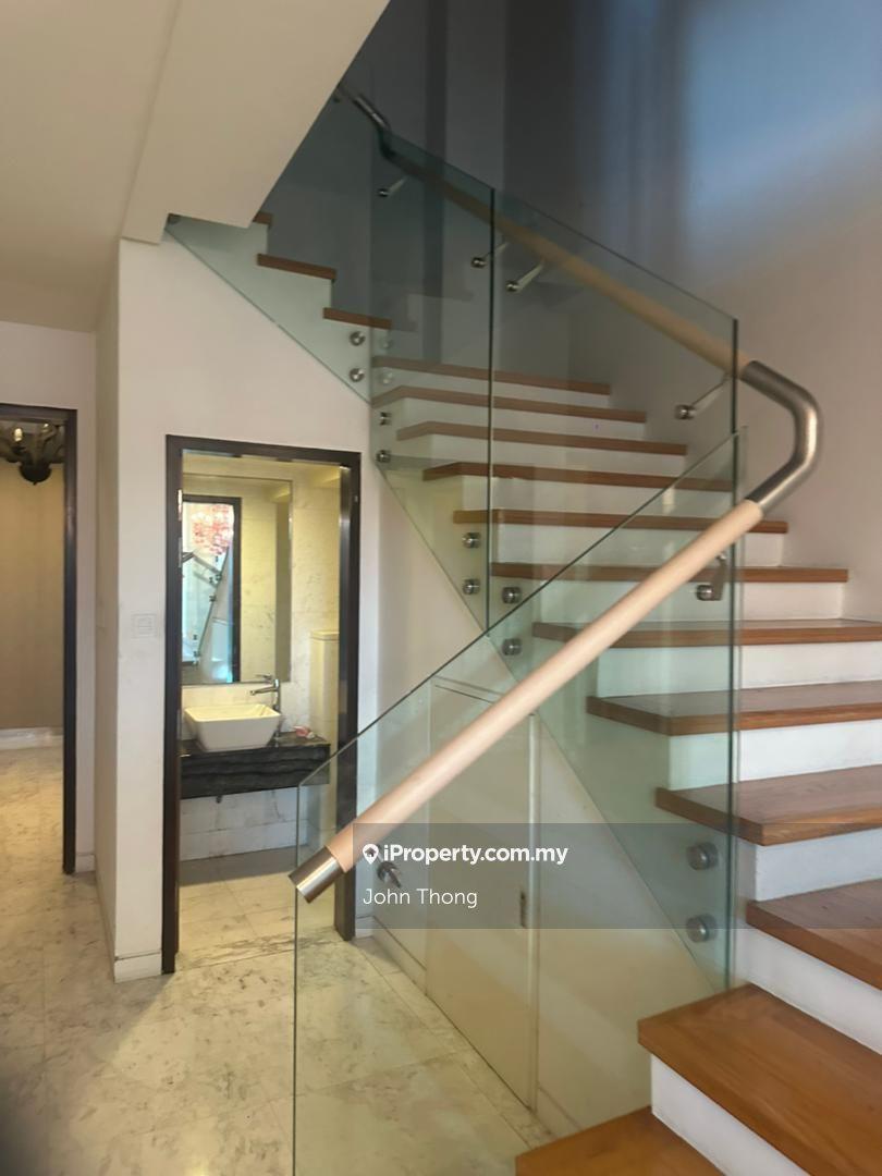 Kiara 9 Residency Renovated Duplex with 3 Carparks at Mont Kiara