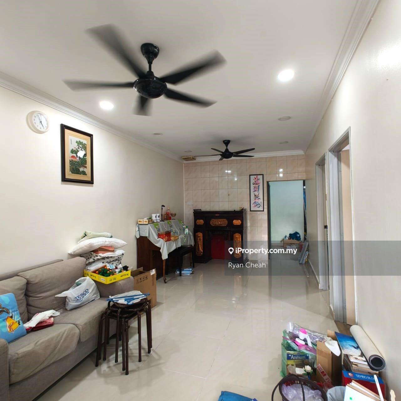 Freehold 1sty House For Sale @ Kepong Baru
