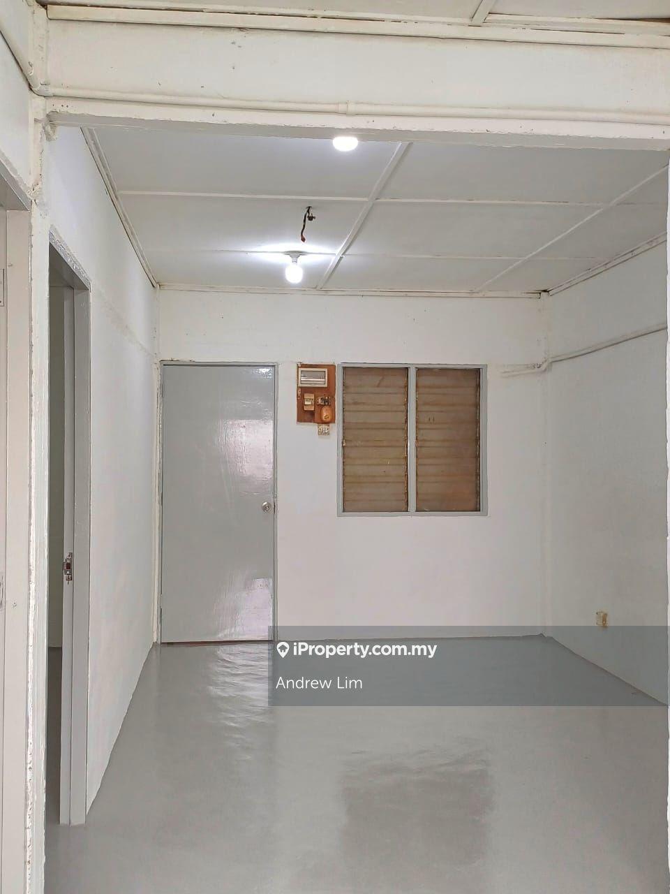 Pandan Indah Flat, Pangsapuri 610 for Sale