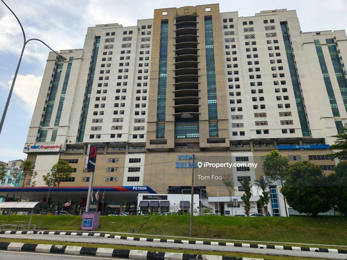 Office Suits, Facing Front Road, Basic Unit, Near LRT, 24 hrs Security