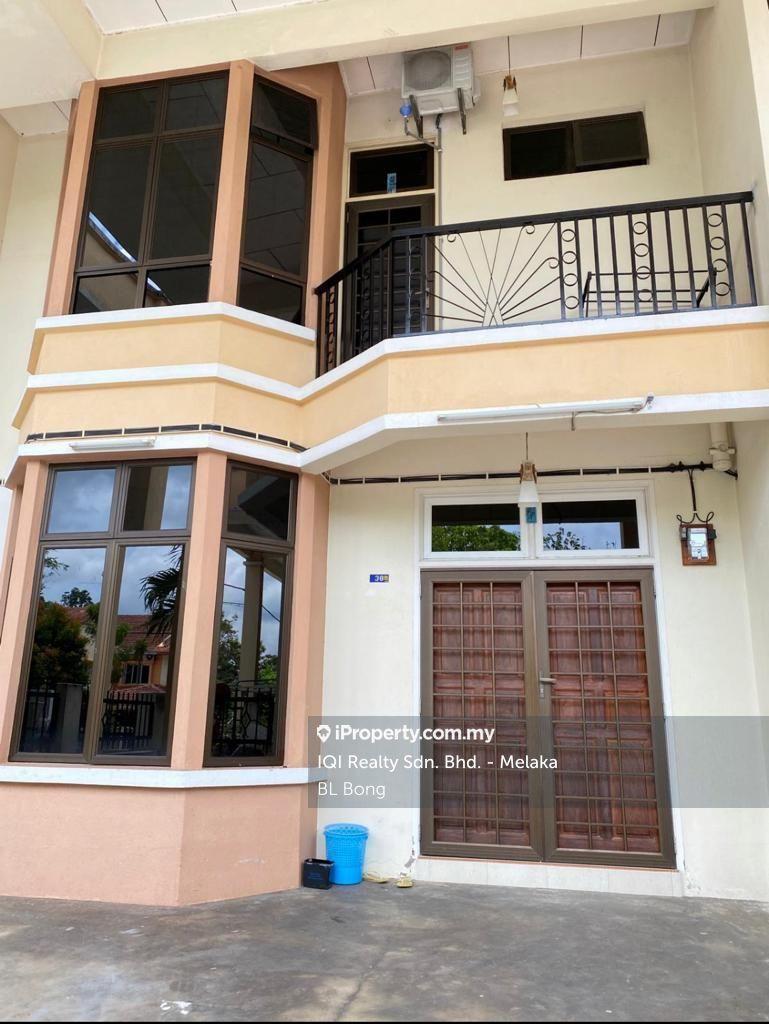 Taman Muzaffar Heights Ayer Keroh Melaka Double Storey For Sale