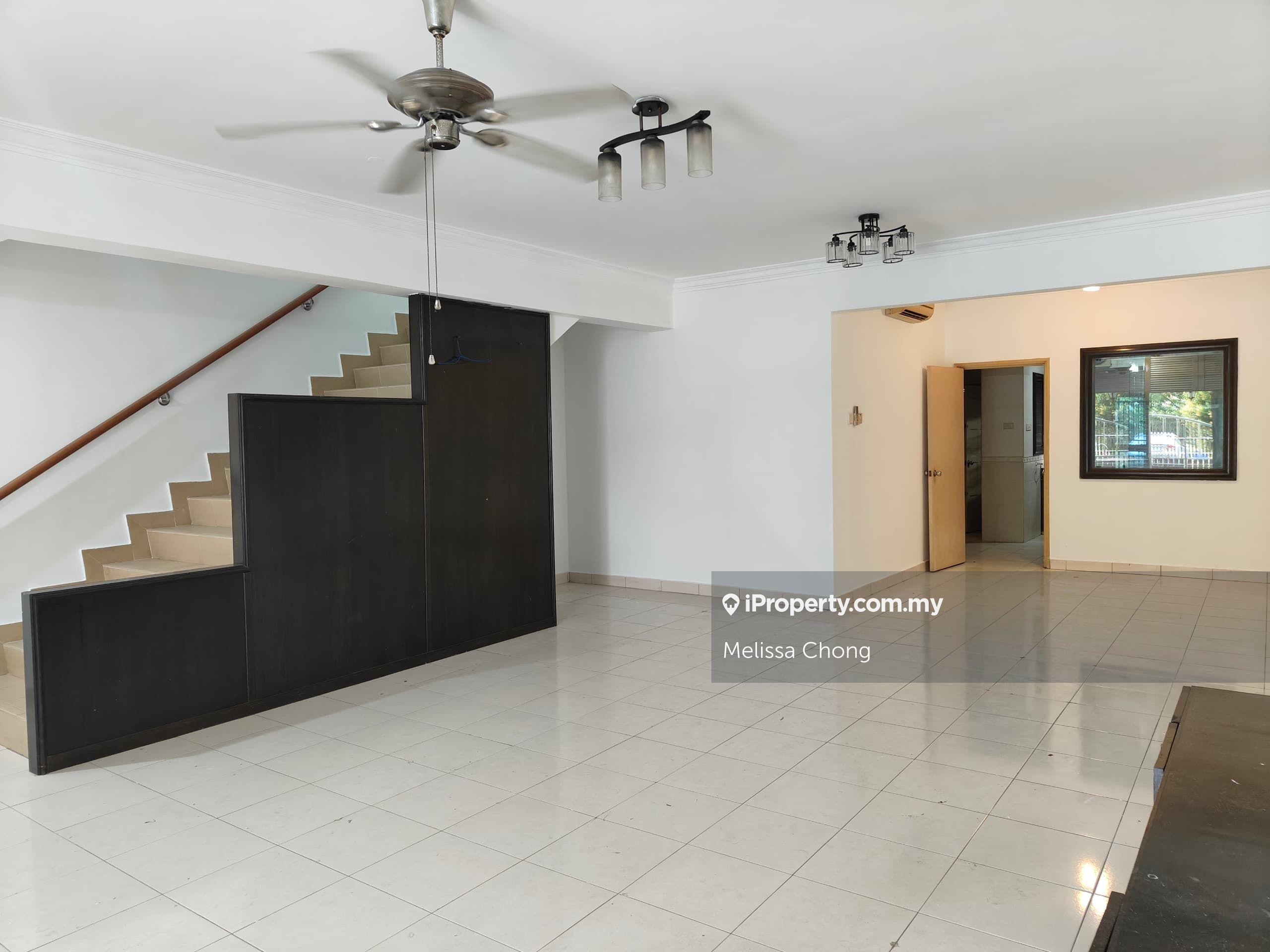 Taman Bukit Serdang Seri Kembangan Freehold 2.5 Storey for Sale