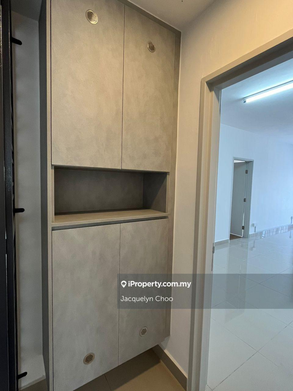 Berkeley Uptown Klang Residence Serviced Apartment For Rent!!