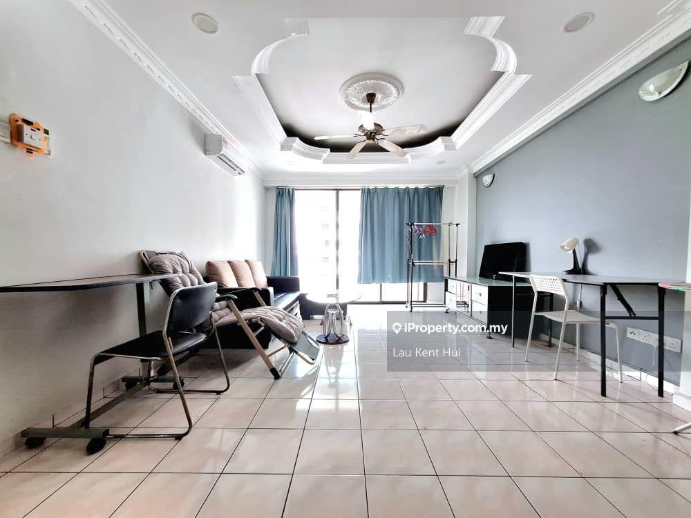 Vista Komanwel B Nice Renovated Unit Walking to Imu and Lrt Station