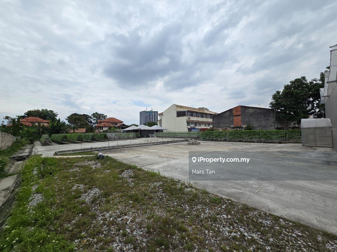 Batu Kentonmen Commercial Land