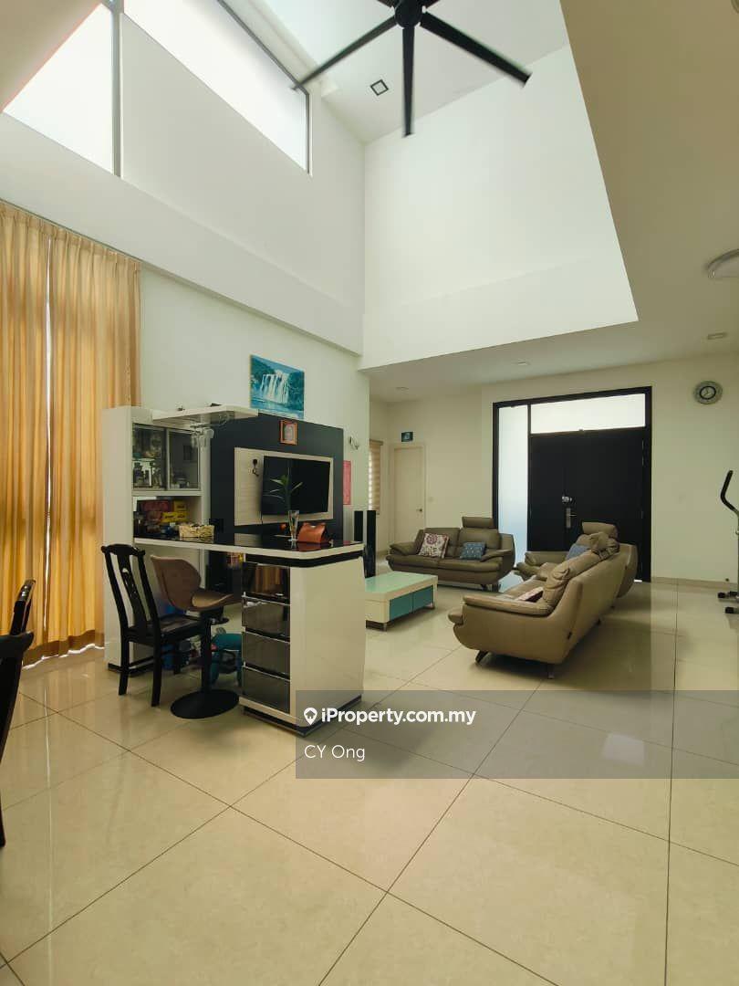 Fully Furnished Gated & Guarded with Facilities