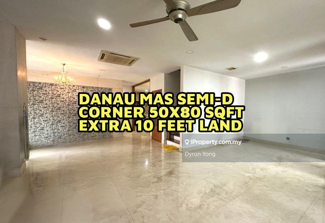 Semi-D house for Sale