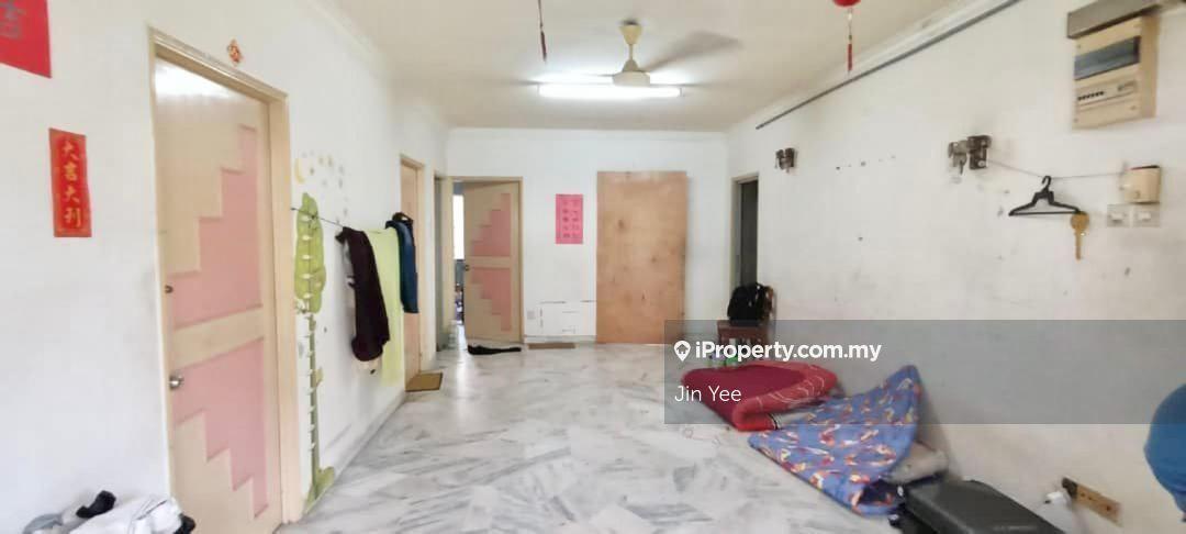Low Floor Sri Endah apartment 100% Full Loan 5% ROI Refurbished Nr LRT