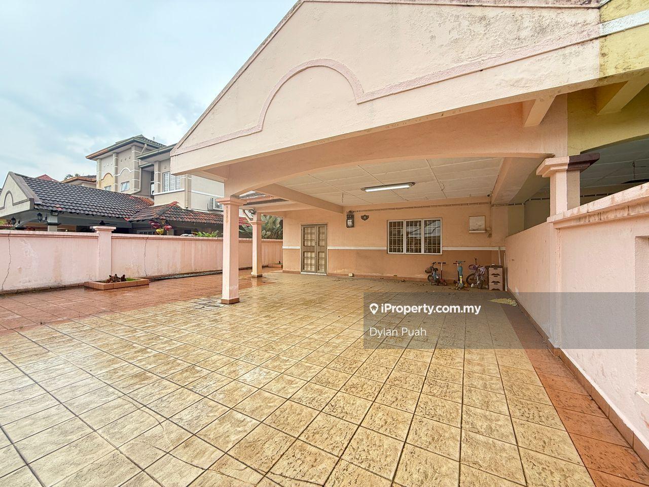 Lorong Bentara @ Taman Saga Klang,Double Storey Semi D House for Rent