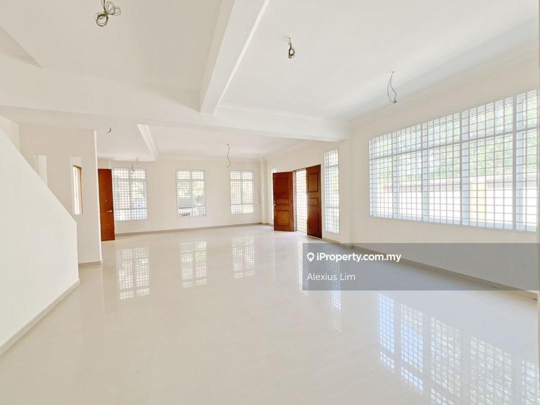 For Sale - 2 Storey Semi D Bungalow @ Taman Perling, Johor Bahru