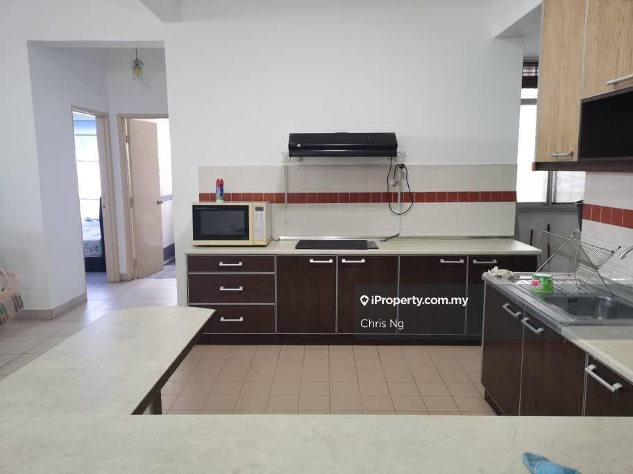 Fully Furnished Lakes Condominium Kota Kemuning Shah Alam