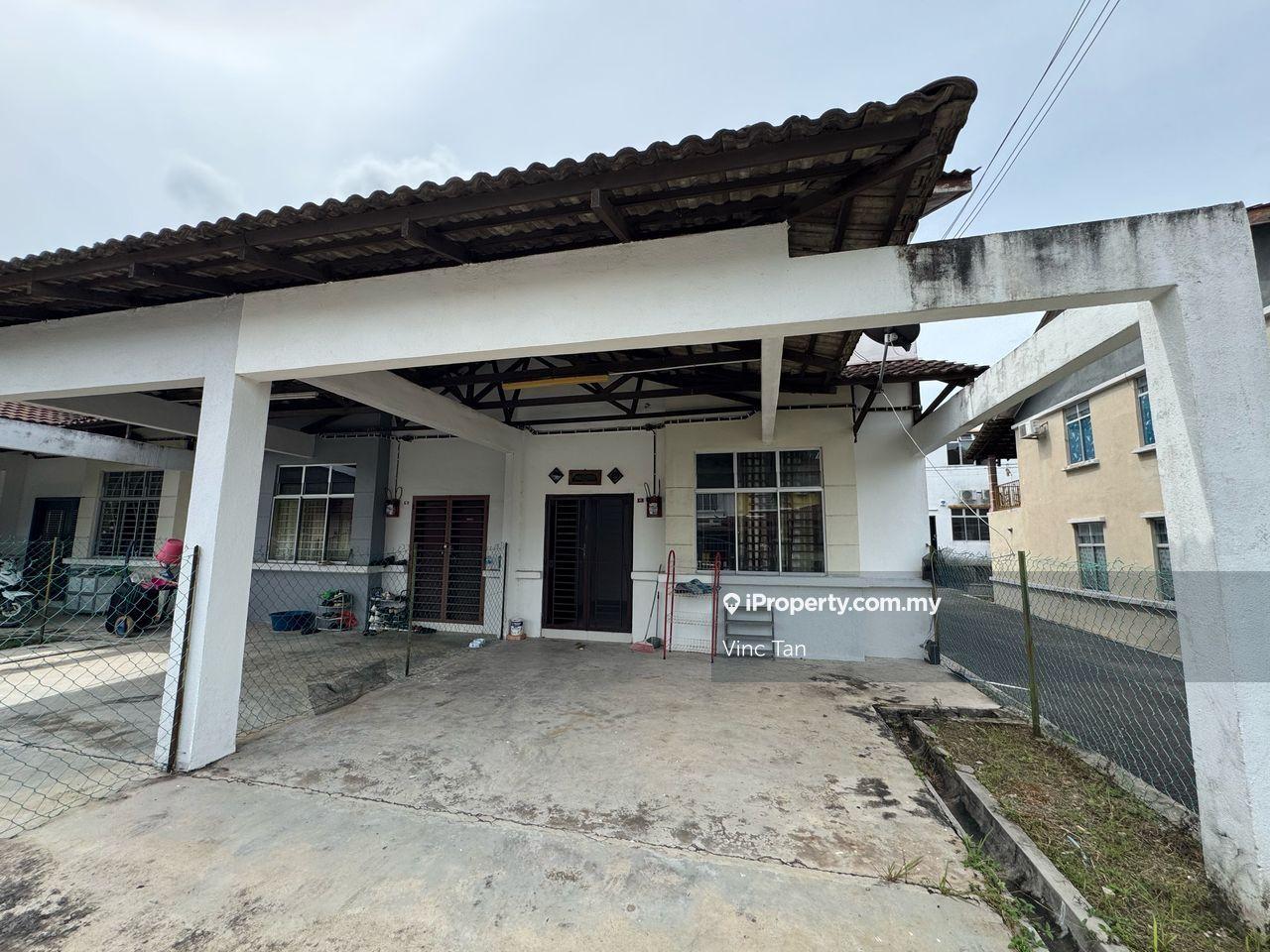 Taman Ayer Keroh Heights, Ayer Keroh near Ipk Melaka.