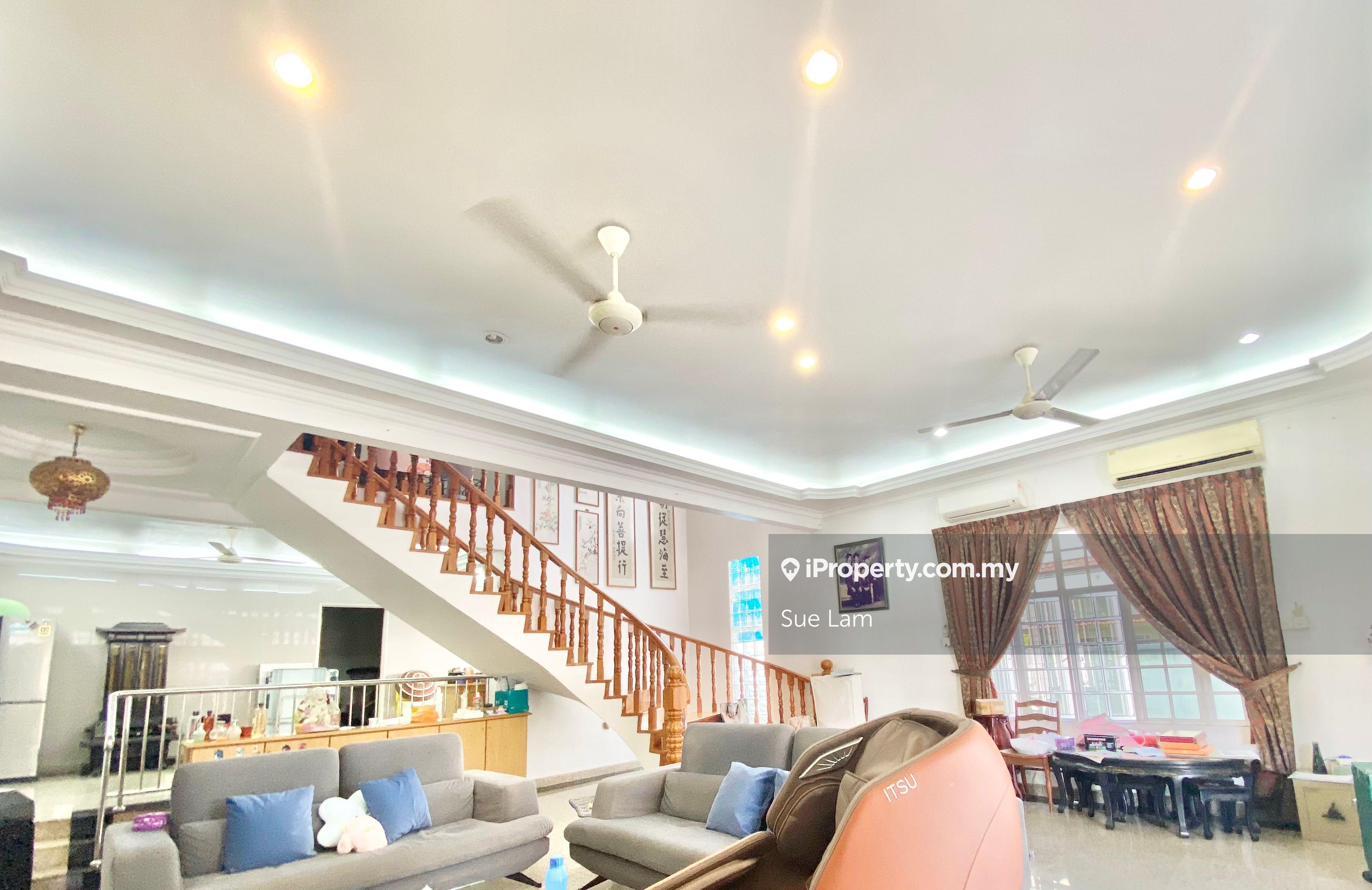 2.5 sty Gated Guarded Well Maintained Home with Solid Structure