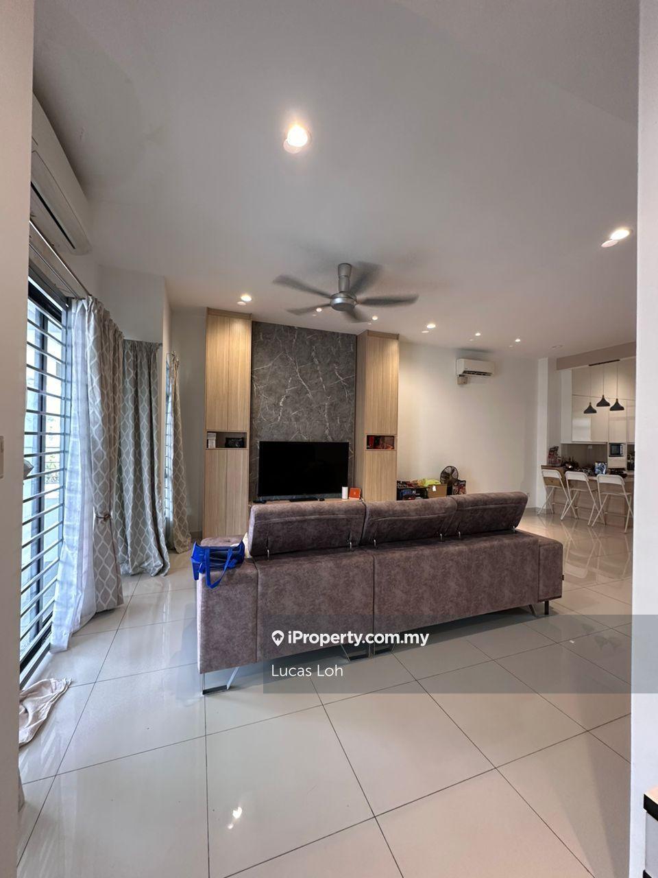 Fully Renovated; Kitchen Extended; Limited Unit