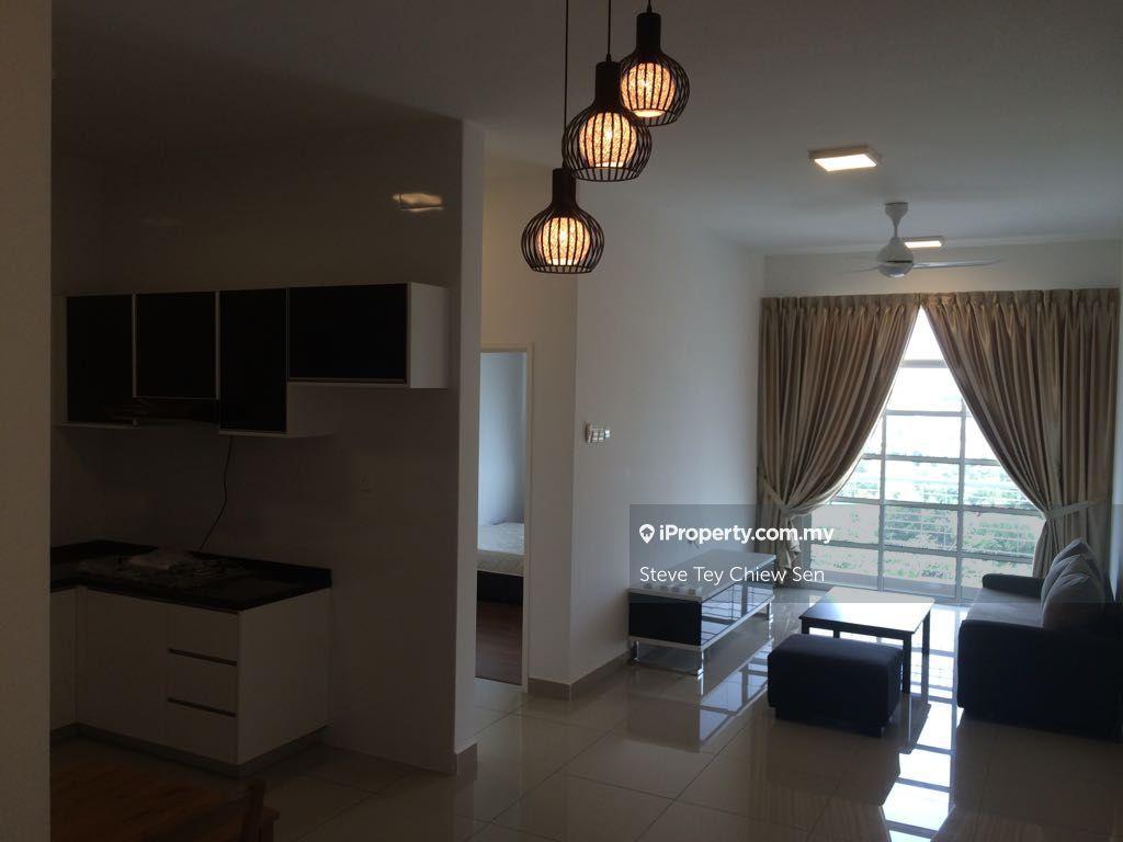 Nusa Height condo 3 beds for sale