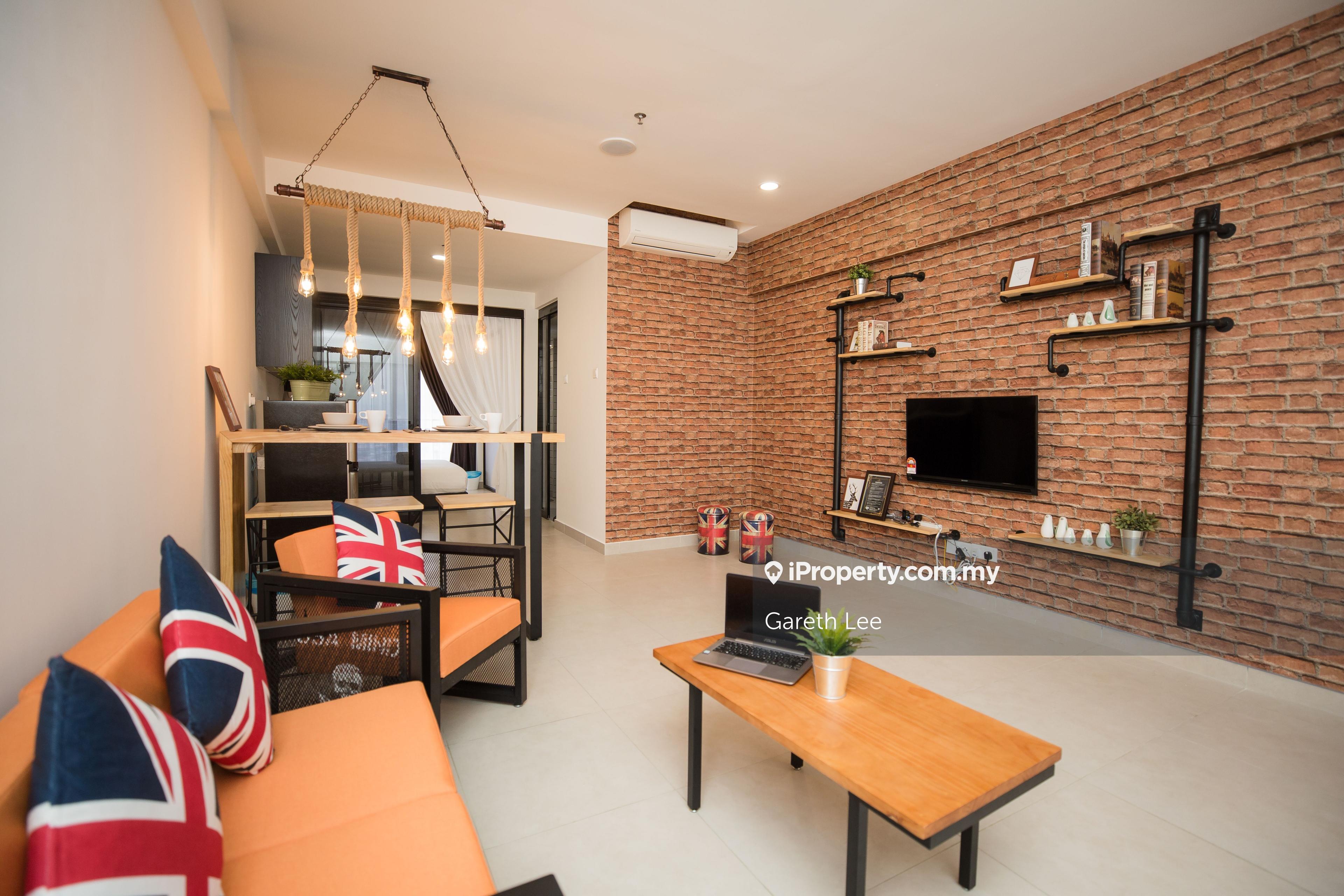 Fully furnish unit for rent in Flexus