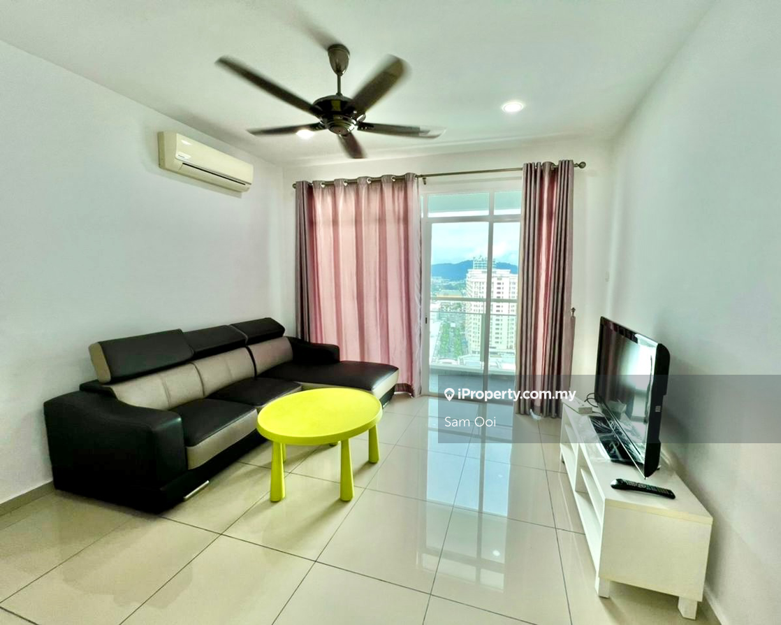 Walking distance to Gbs Bayan baru condo hot location