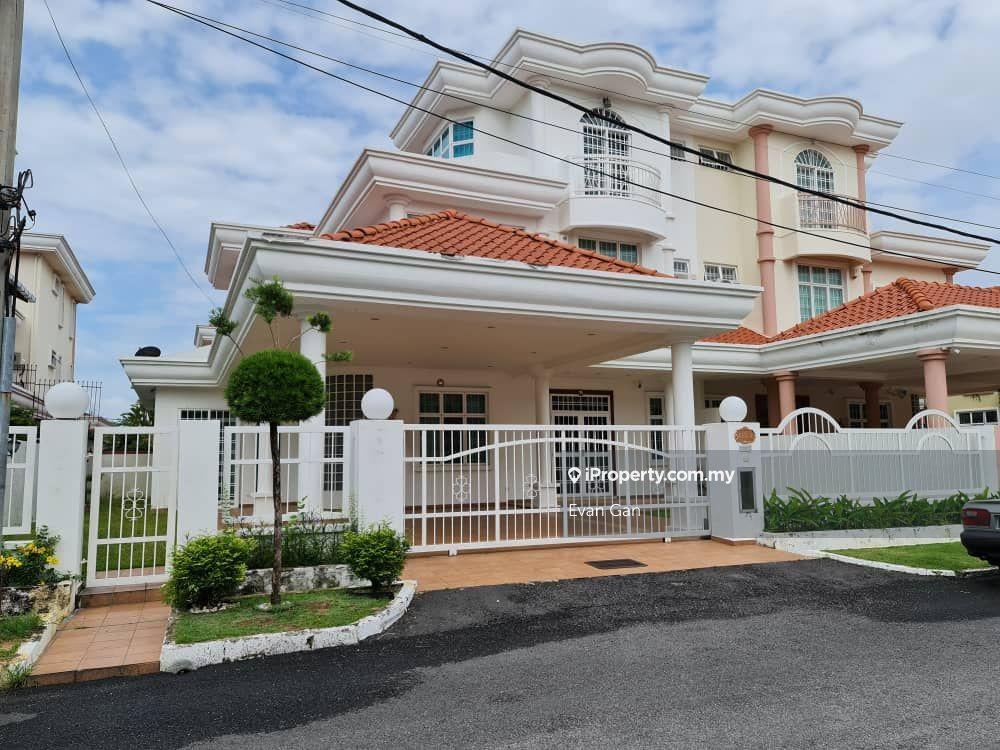 Freehold 2.5 Storey Semi D Taman Sinn Semabok Ujong Pasir Melaka Raya