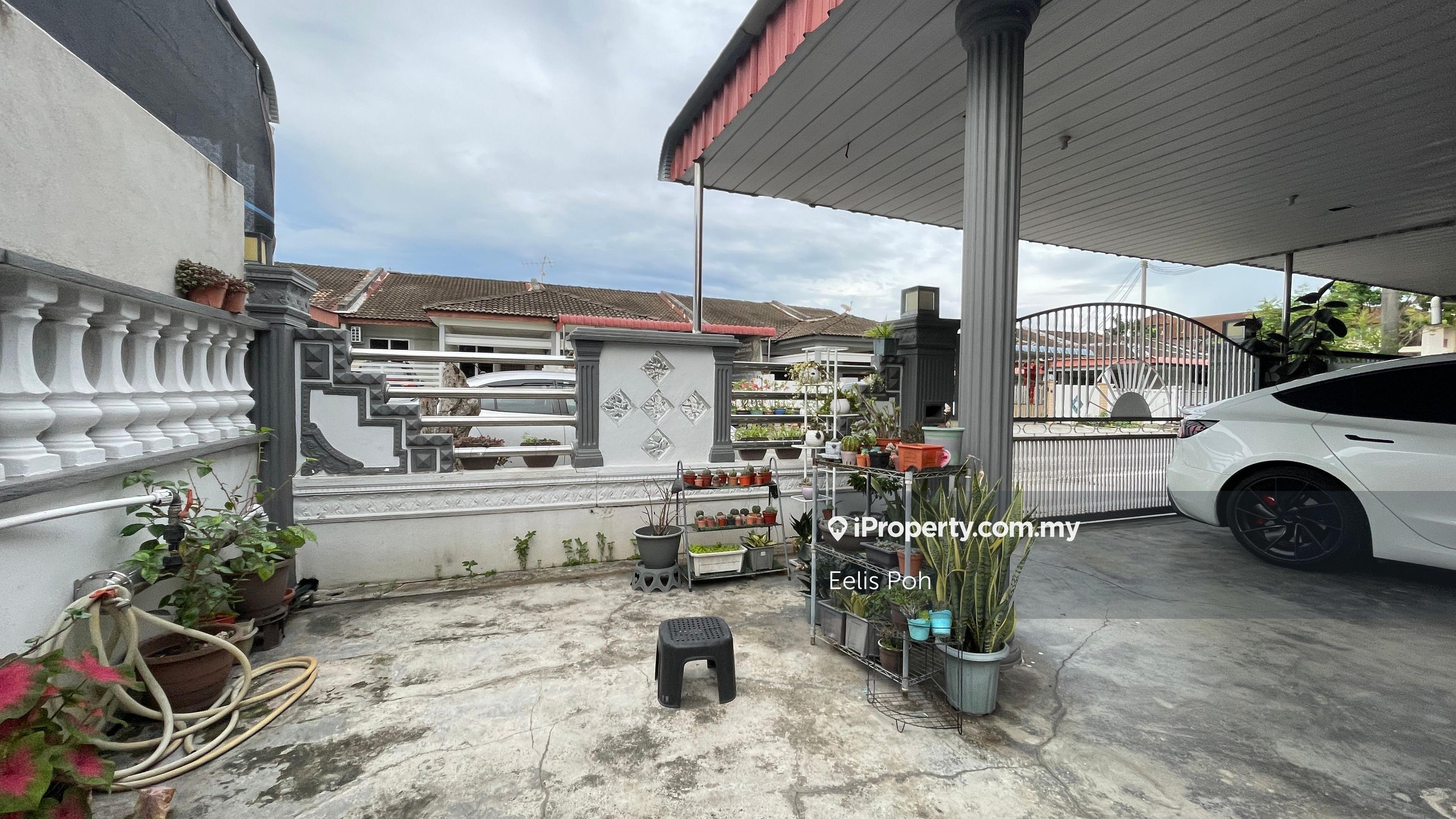 Renovated Single Storey Terrace End Lot with Land Bukit Mertajam