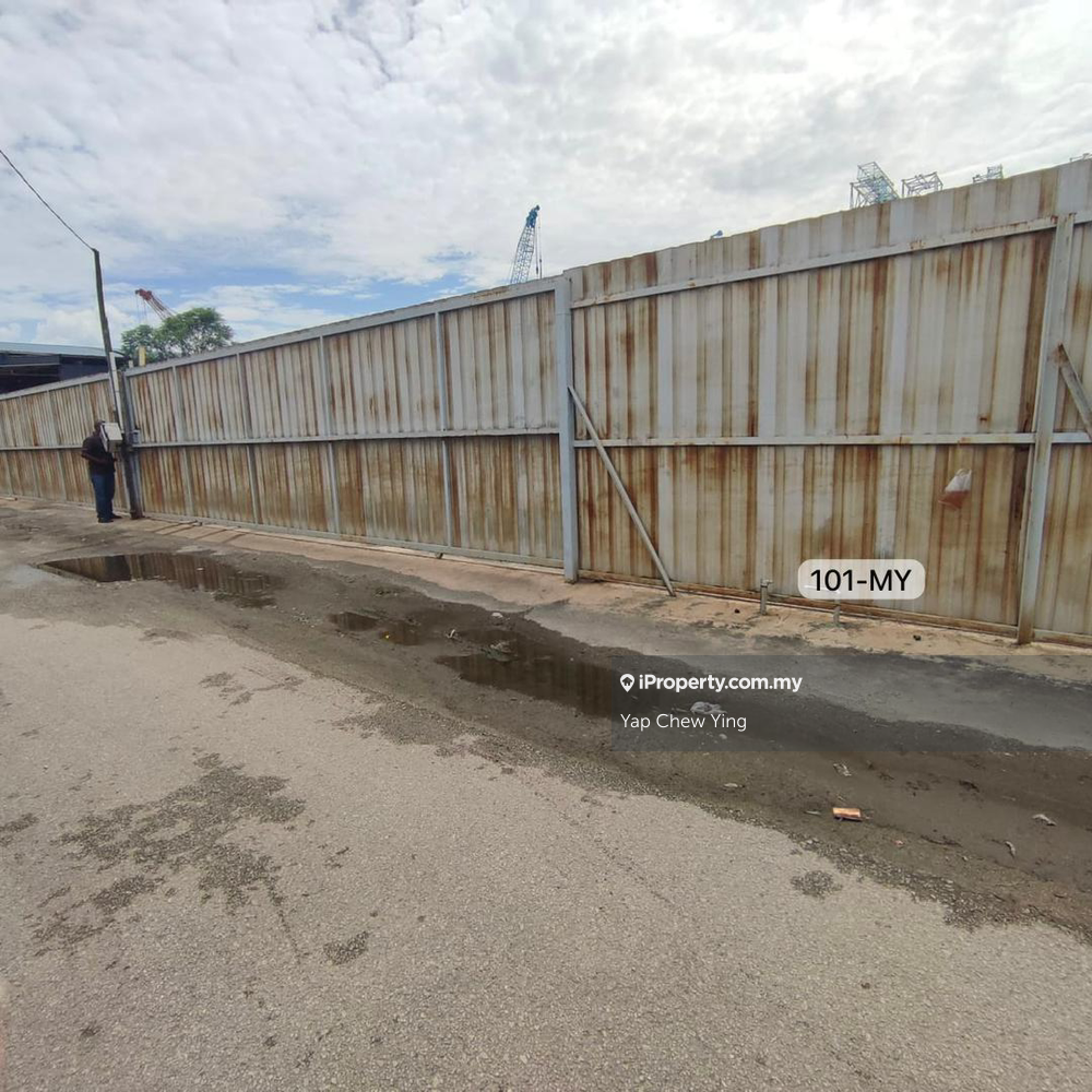 Empty Land v Fencing 10,000sqft Flat Land Bukit Kemuning Shah Alam