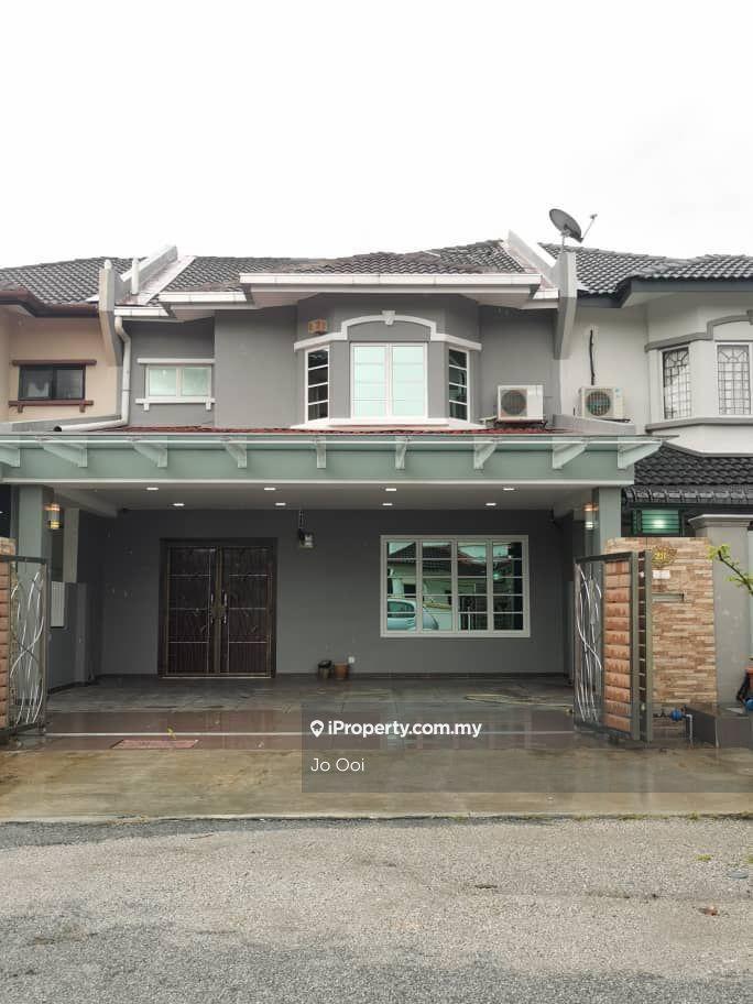 Taman lestari perdana , seri kembangan near Aeon